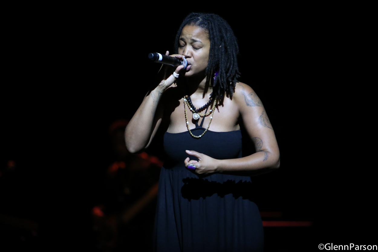 Floetry Performs In Charlotte