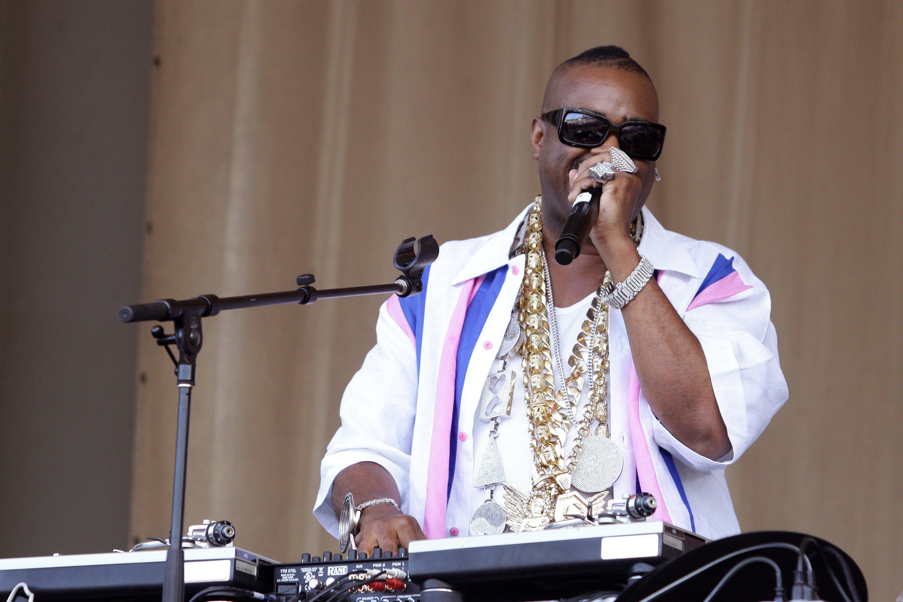 V103 Rap Down Rewind