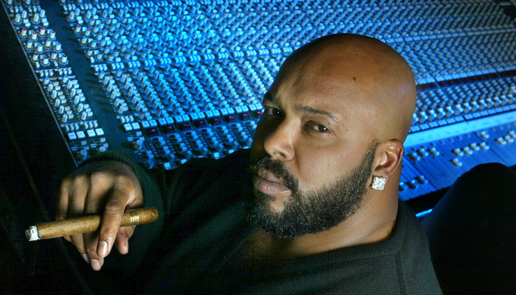 SUGE KNIGHT inside his Track Recording studio, November 30, 2002. (LOS ANGELES TIMES PHOTO BY ^^^)