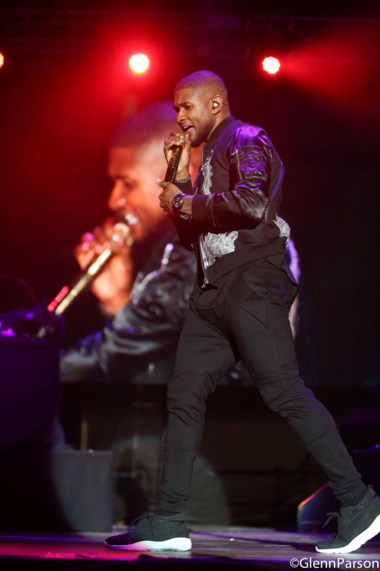 Usher at Jazz In The Gardens 2016