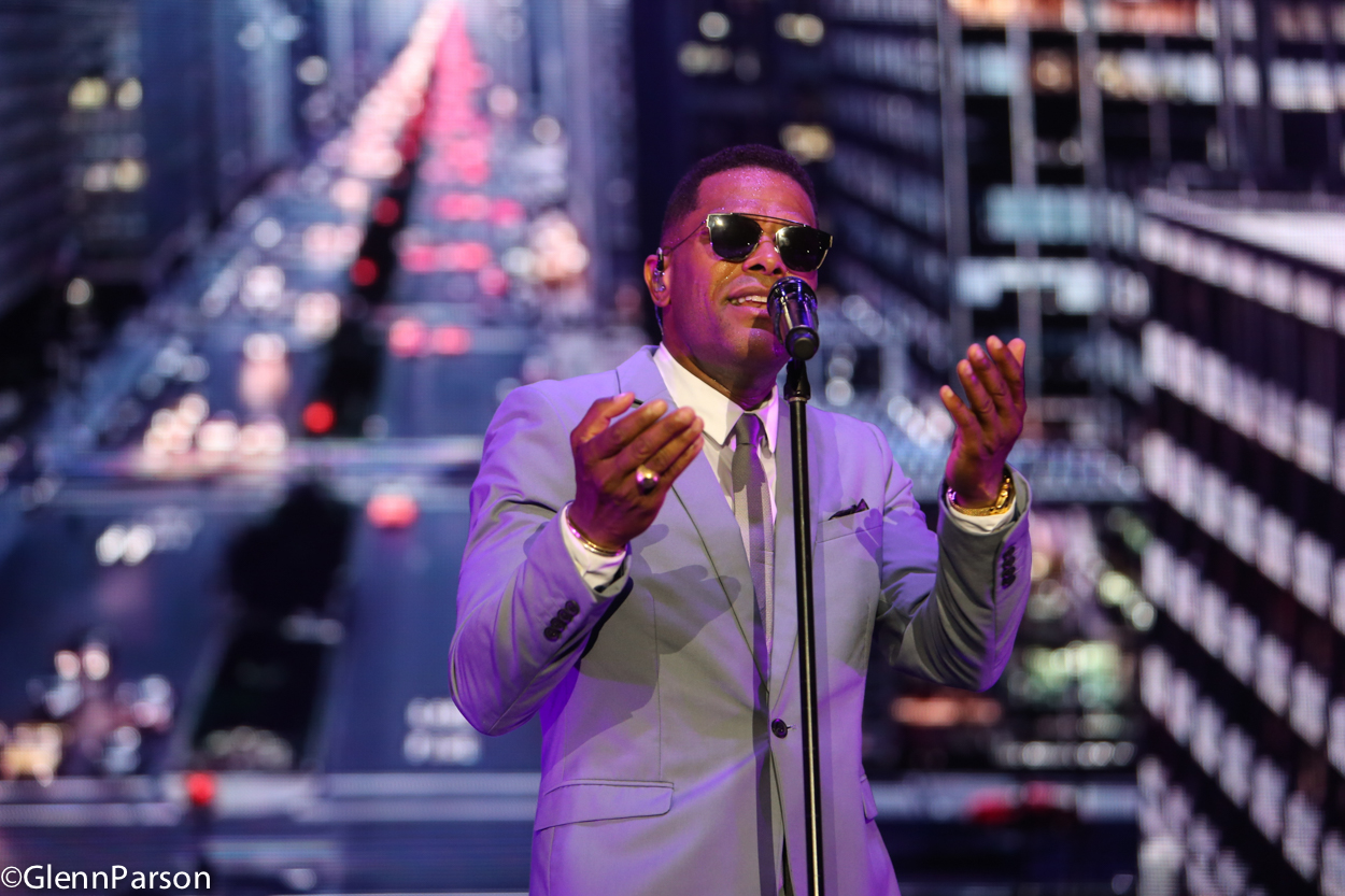 Maxwell and Fantasia Concert at Red Hat 2016