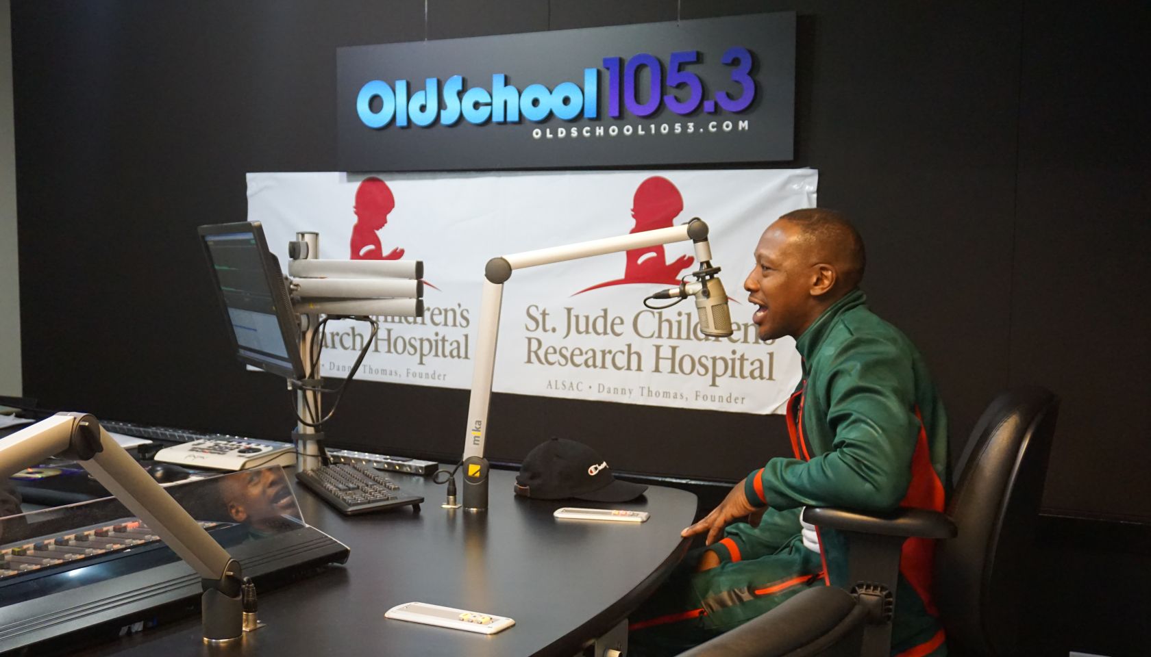 Keith Murray & Ricco Barrino Stop By Old School 105.3