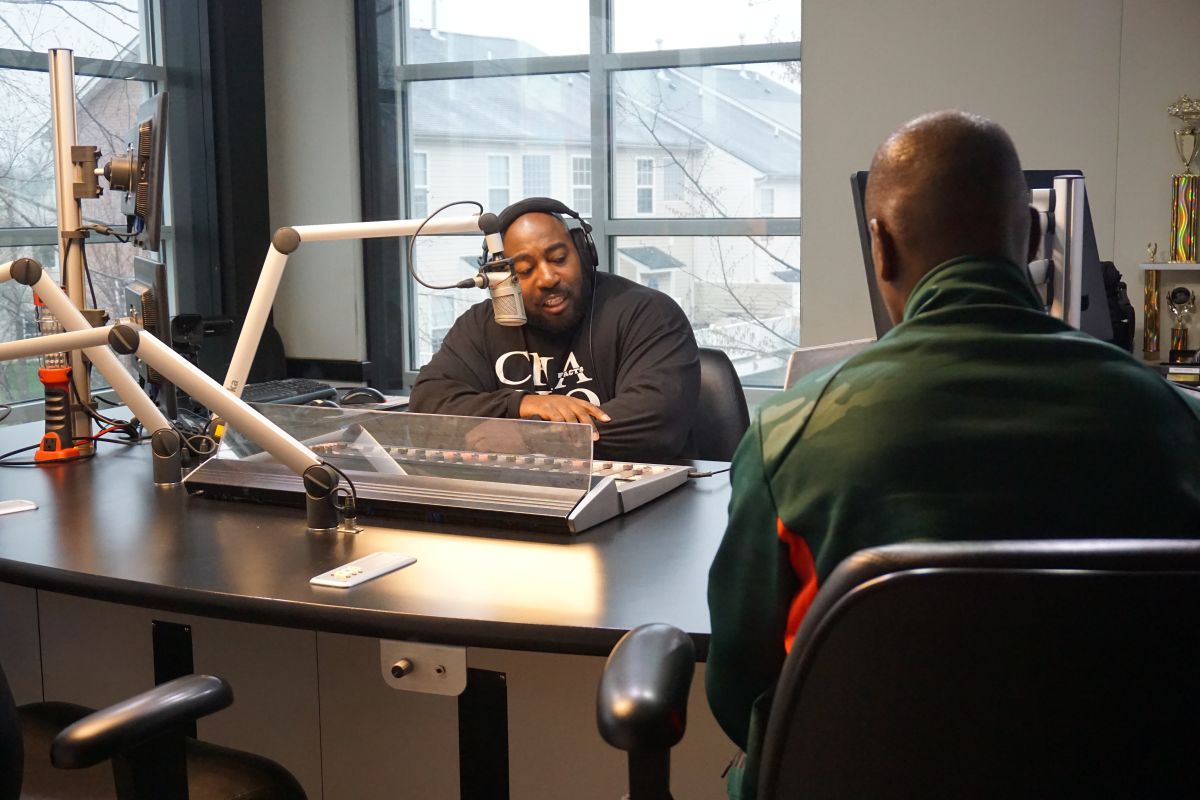 Keith Murray & Ricco Barrino Stop By Old School 105.3
