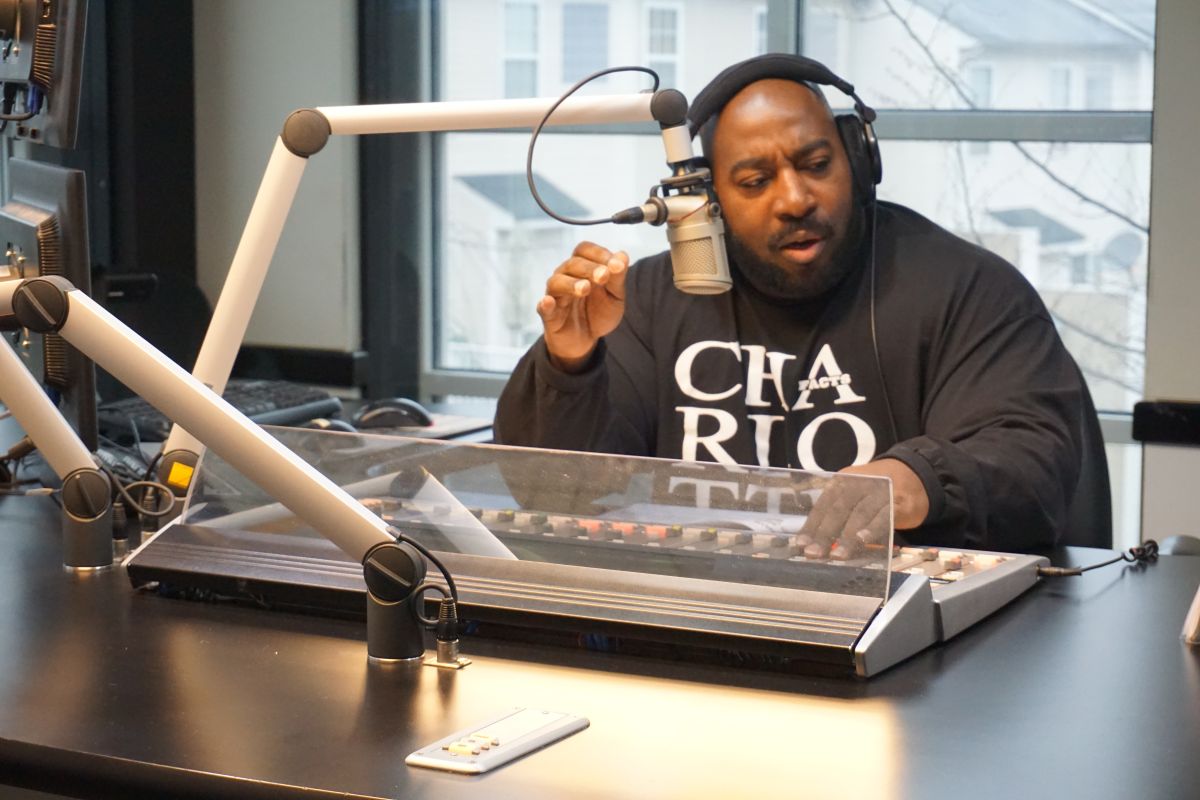 Keith Murray & Ricco Barrino Stop By Old School 105.3