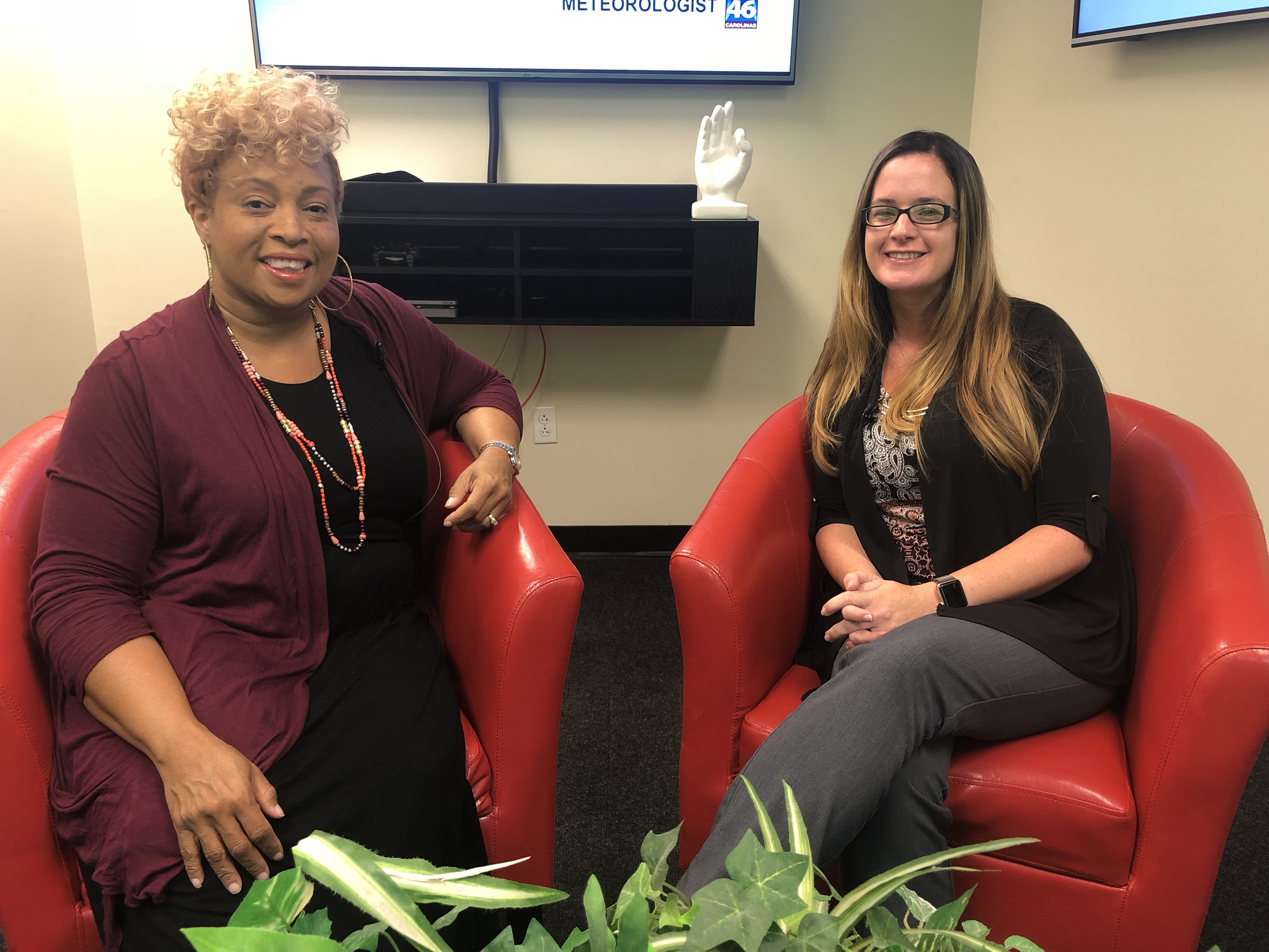 Chirl Girl And Jennifer McKinnish