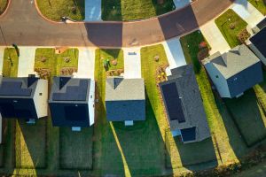 Aerial view of tightly packed homes in South Carolina residential area. New family houses as example of real estate development in american suburbs