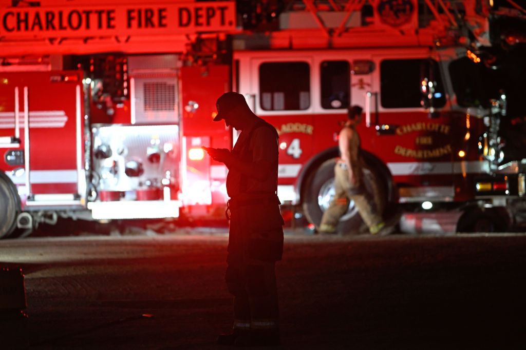Charlotte Fire near airport