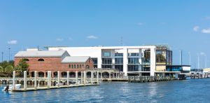 Fort Sunter Ferry Dock and Aquarium, Charleston, South Carolina, USA