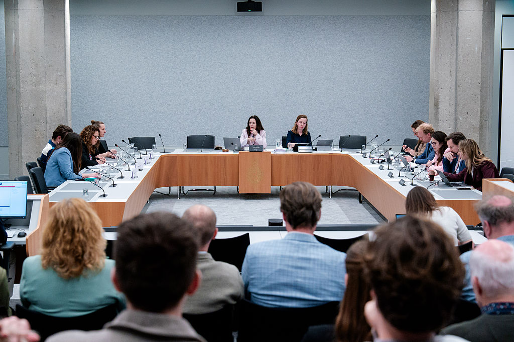 Dutch Parliament: Roundtable Discussion on AI in Primary and Secondary Education