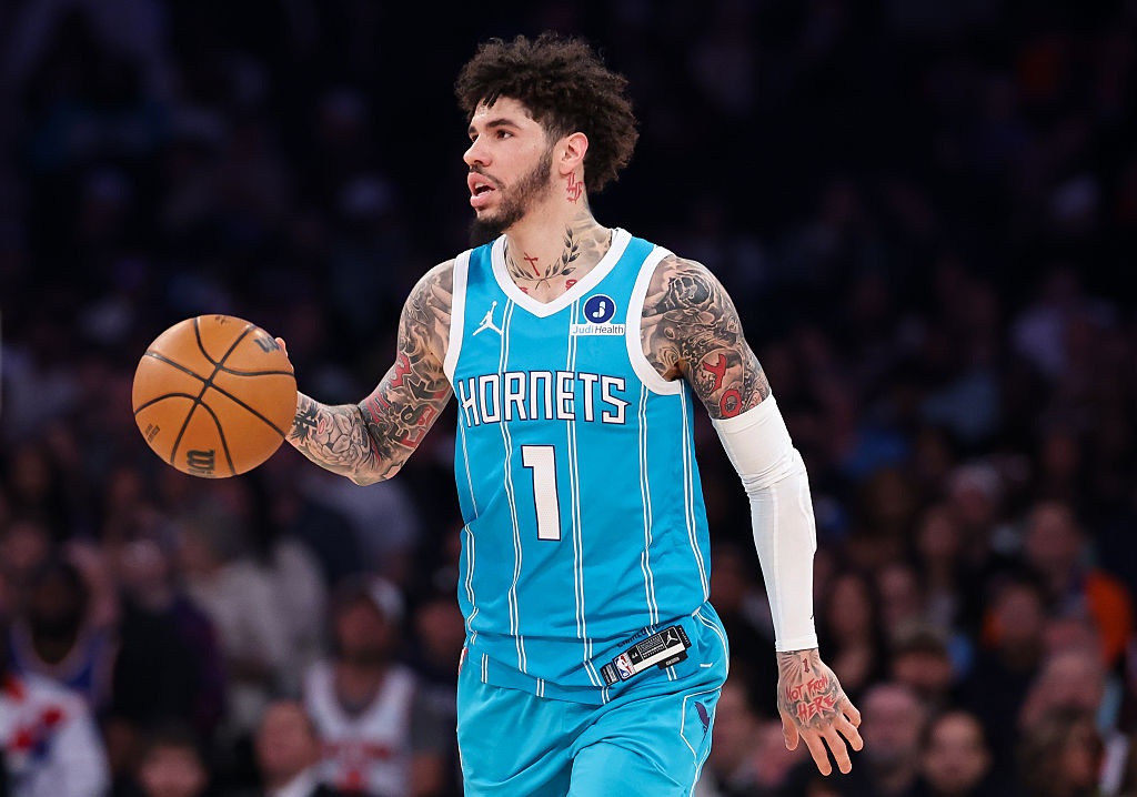 Charlotte Hornets v New York Knicks